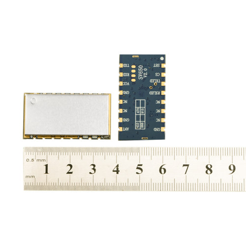 SV650: 500 mW industrielles Hochleistungs-UART-HF-Transceivermodul mit ESD-Schutz